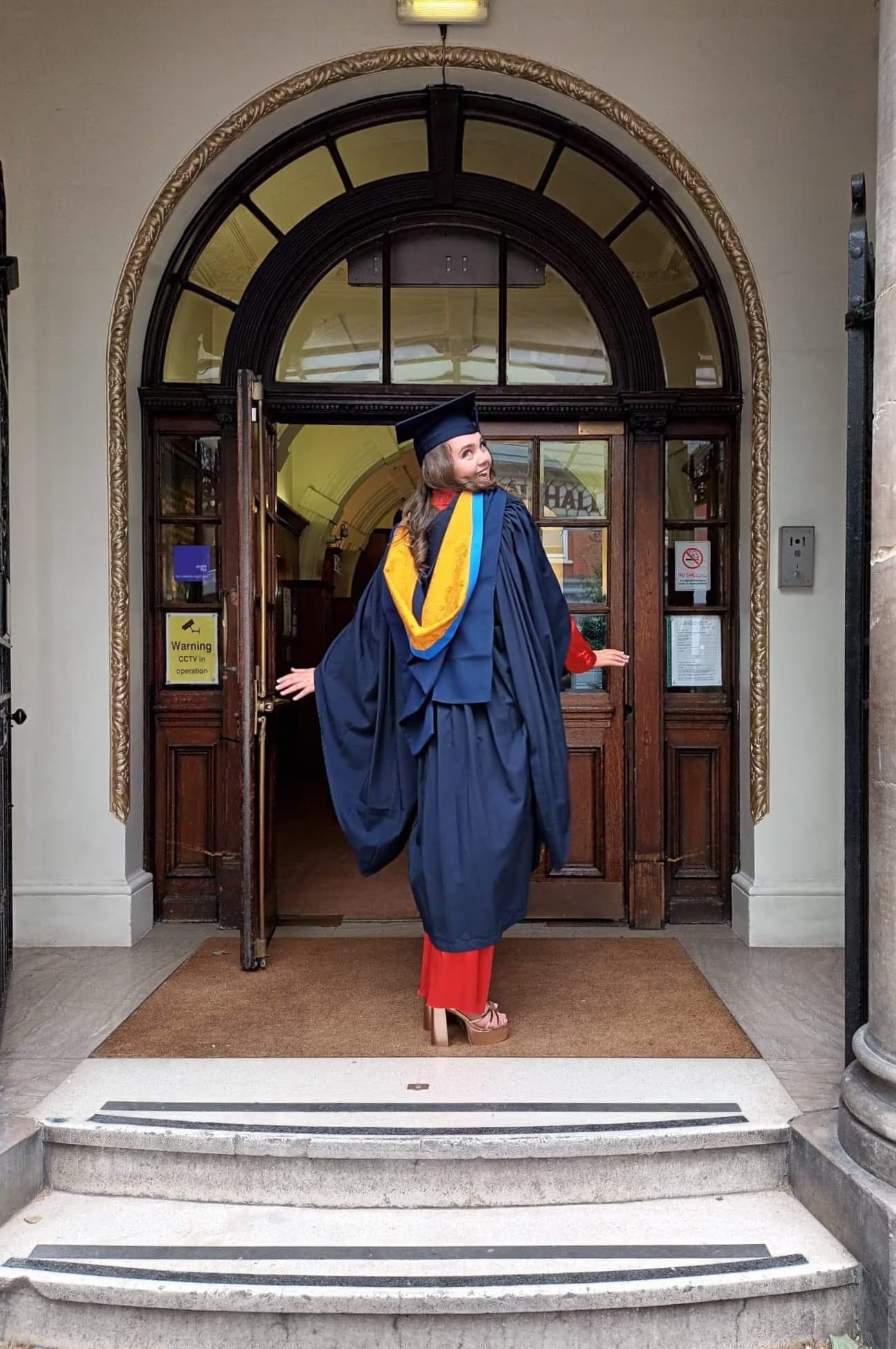 Edith graduated from The Urdang Academy