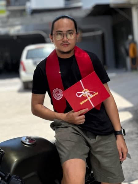 Jules Steven graduated from Silliman University