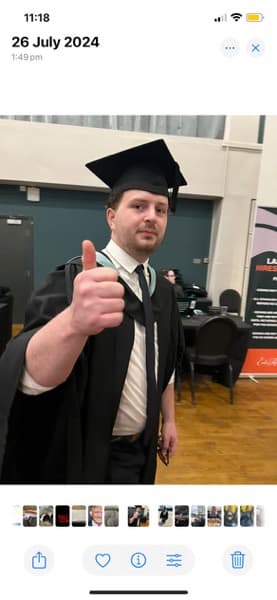 Lluis graduated from Leeds Conservatoire