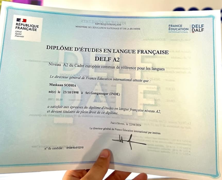 Muskaan graduated from Alliance Français Toronto