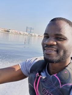 Profile photo of Olie Mahlombe, undefined tutor at Wiingy