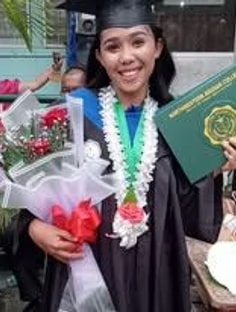 Profile photo of Jonna Mae Dela Cruz, undefined tutor at Wiingy