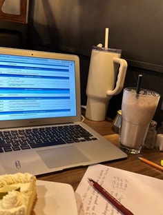 Profile photo of Yasmine Ed, undefined tutor at Wiingy