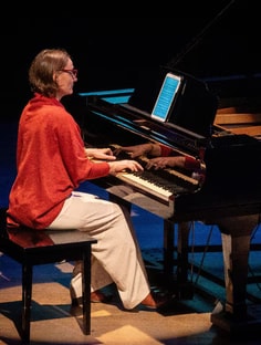 Profile photo of Claudia Ondrusek , undefined tutor at Wiingy