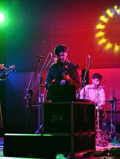 Profile photo of Jon Singson, undefined tutor at Wiingy