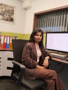 Profile photo of Roofiya Maryam, undefined tutor at Wiingy