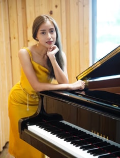 Profile photo of Yasmin Devan, undefined tutor at Wiingy