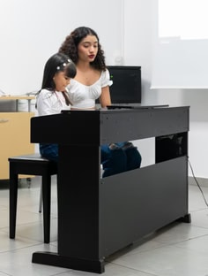 Profile photo of Mariana Samuels, undefined tutor at Wiingy