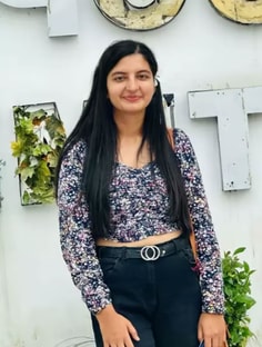 Profile photo of Himanshi Soni, undefined tutor at Wiingy