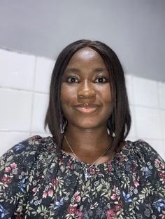 Profile photo of Esther Fawole, undefined tutor at Wiingy