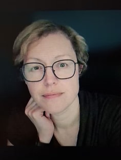 Profile photo of Karine Longis McMillan, undefined tutor at Wiingy