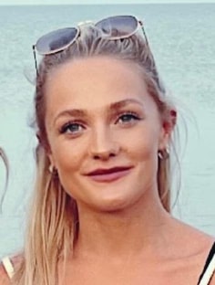 Profile photo of Rowena Patel, undefined tutor at Wiingy