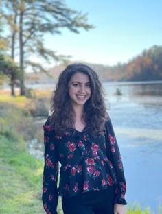 Profile photo of Jonida L., undefined tutor at Wiingy