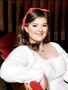 Profile photo of Isabella Siddon, undefined tutor at Wiingy