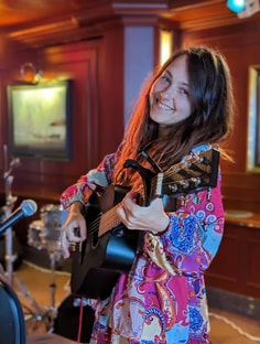 Profile photo of Ana Jula, undefined tutor at Wiingy