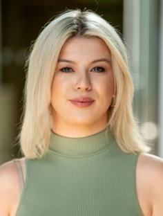 Profile photo of Tara Dillon, undefined tutor at Wiingy