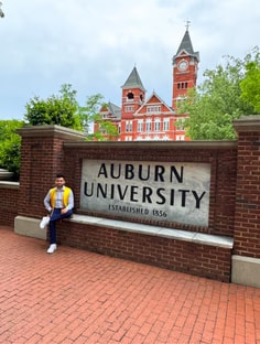 Profile photo of Jose Jerez, undefined tutor at Wiingy