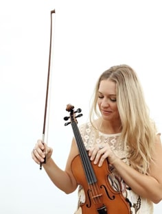 Profile photo of Julianne Brown, undefined tutor at Wiingy