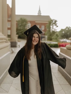 Profile photo of Bella Mancuso, undefined tutor at Wiingy