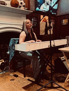 Profile photo of Ms. Andrea/Andy Hinkle , undefined tutor at Wiingy