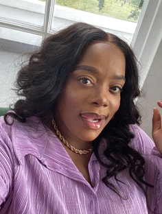 Profile photo of Ruth Whyte , undefined tutor at Wiingy