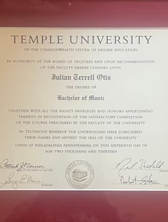 Profile photo of Julian Otis, undefined tutor at Wiingy