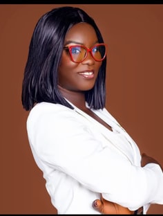 Profile photo of Gloria  Tosin, undefined tutor at Wiingy
