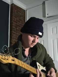 Profile photo of Cash Allain, undefined tutor at Wiingy