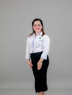 Profile photo of Weena Andres, undefined tutor at Wiingy