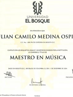 Profile photo of Julián Medina, undefined tutor at Wiingy