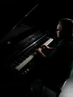 Profile photo of James Cortright , undefined tutor at Wiingy