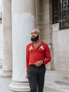 Profile photo of Yvon Gachette, undefined tutor at Wiingy