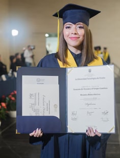 Profile photo of Alejandra  Molina, undefined tutor at Wiingy