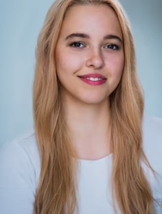 Profile photo of Katie Schram, undefined tutor at Wiingy