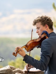 Profile photo of Robert Means, undefined tutor at Wiingy