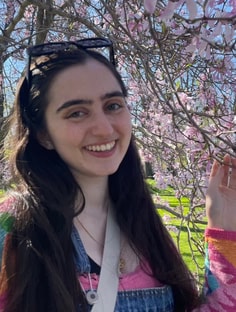 Profile photo of Emma Thornton, undefined tutor at Wiingy