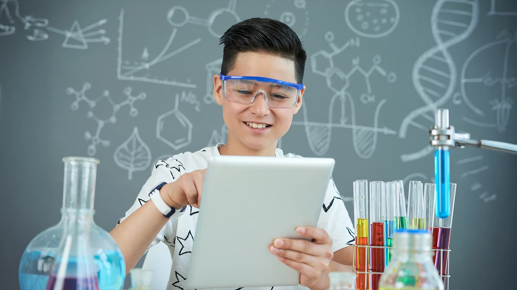 Best Online Chemistry Tutoring Services In 2026: 10 Top Brands Reviewed