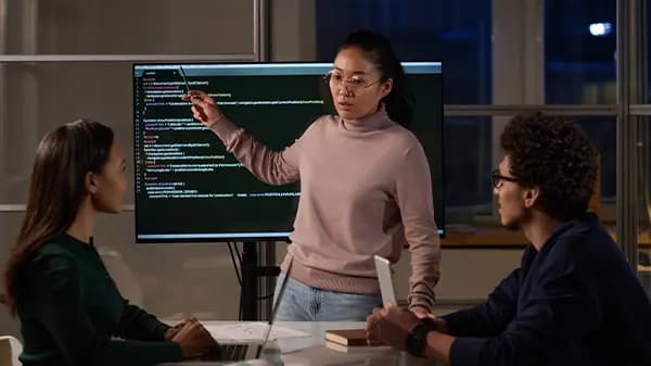 11 Reasons Why Python is the Best Option for Developers