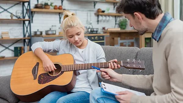 Best guitar teachers in Philadelphia: Top 1-on-1 guitar teachers, costs & how to choose