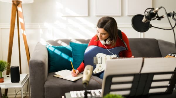 Best vocal coaches to learn songwriting