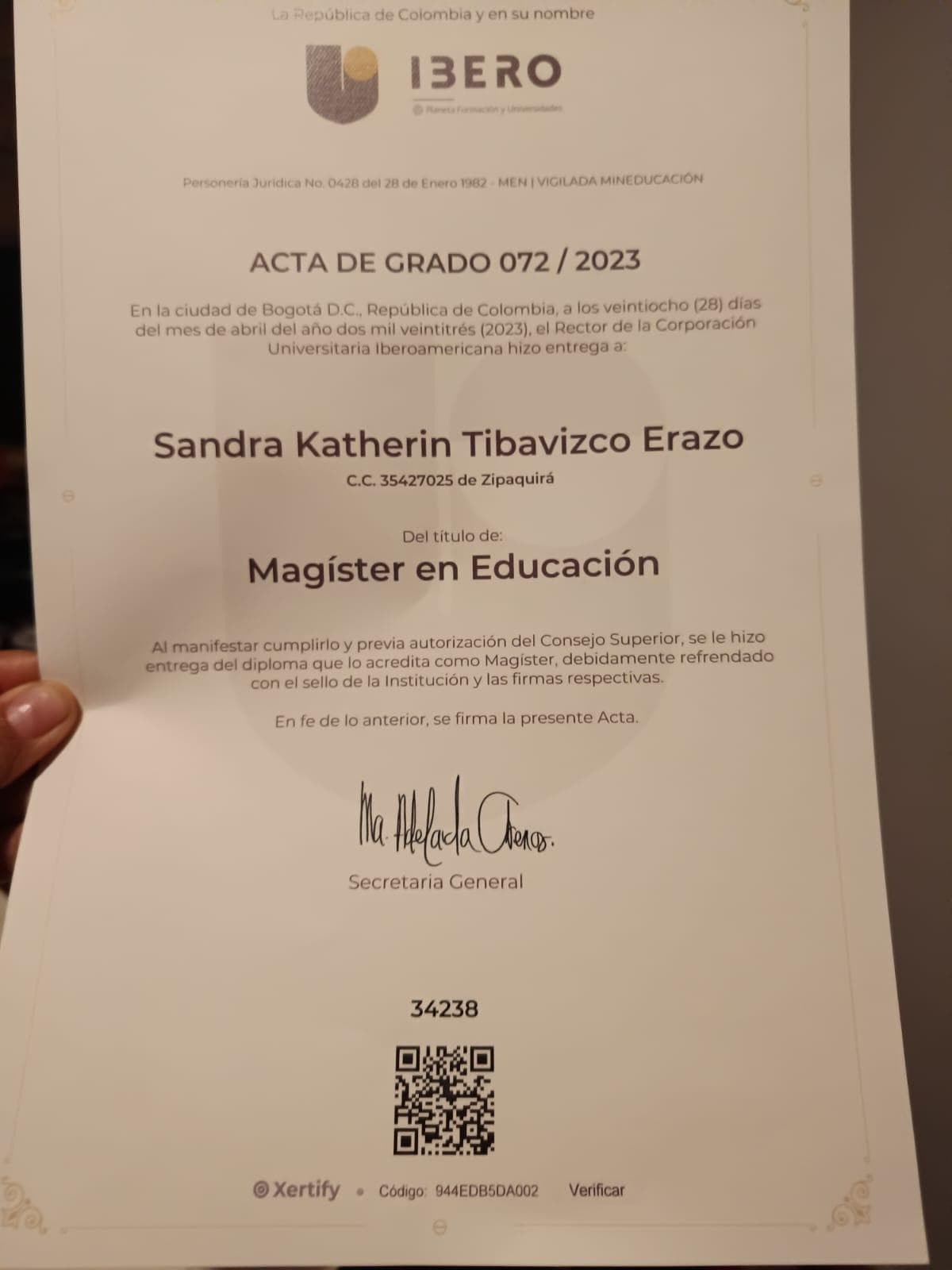 SANDRA graduated from CORPORACIÓN UNIVERSITARIA IBEROAMERICANA