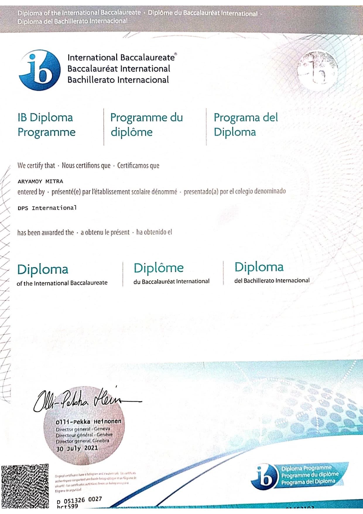 Aryamoy graduated from University of Warwick