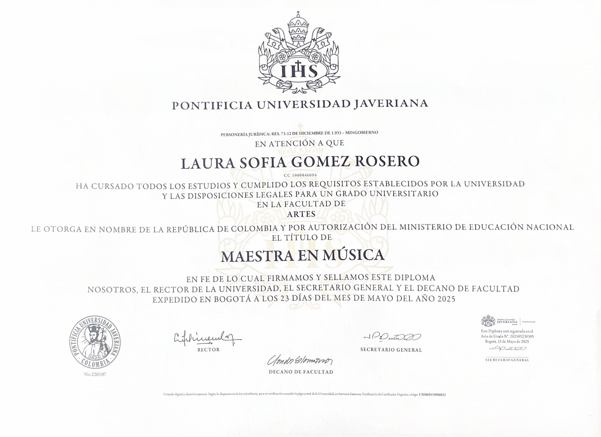 Sofía graduated from Pontificia Universidad Javeriana