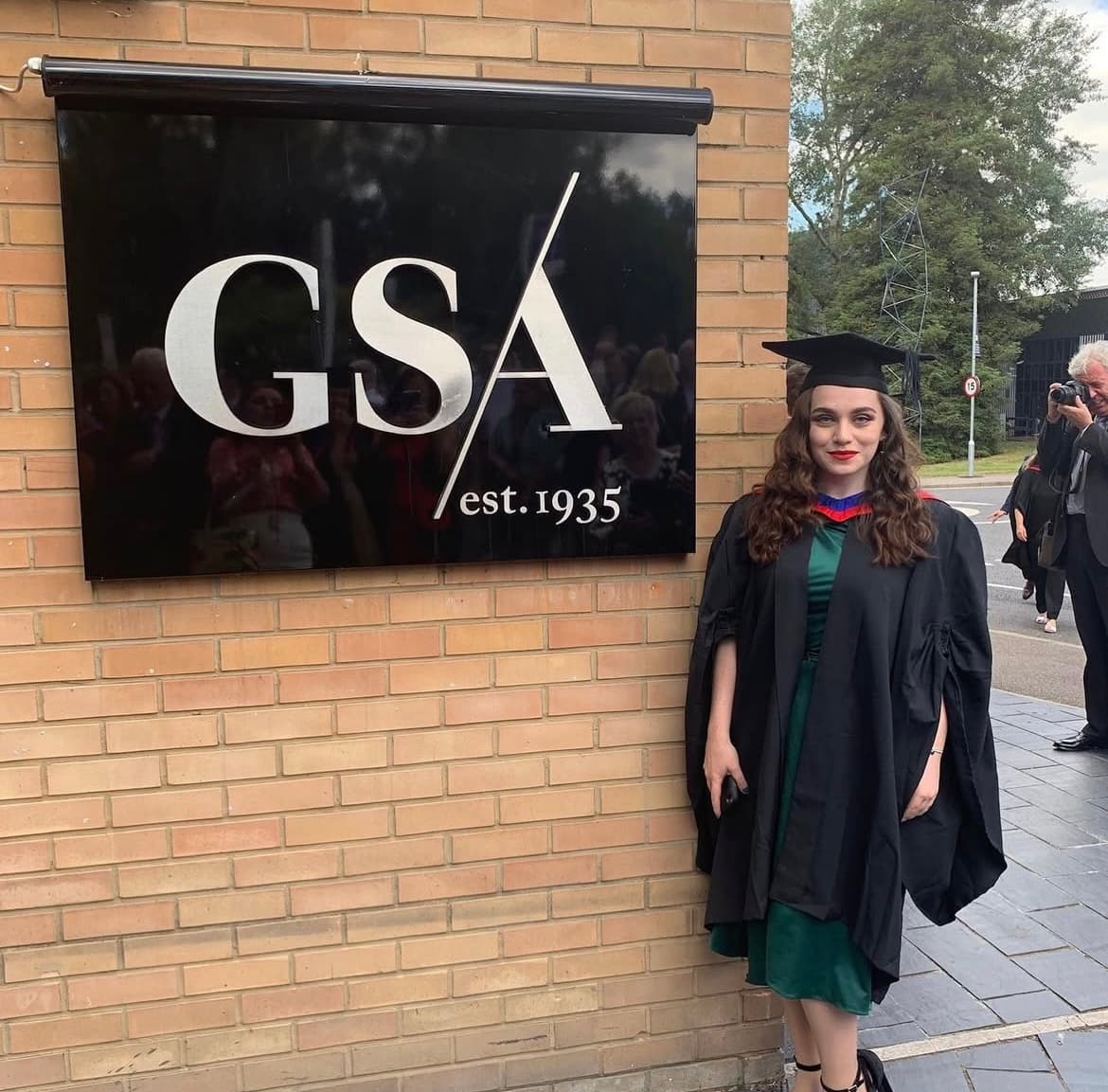 Emily graduated from Guildford School of Acting