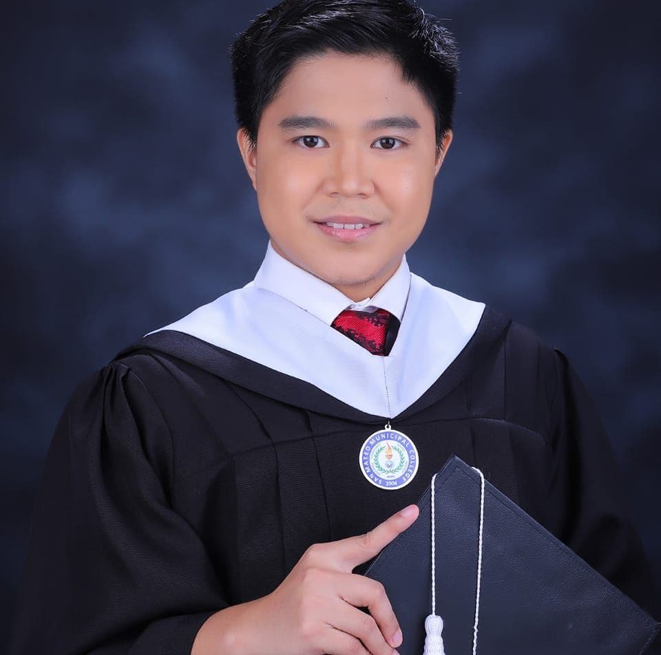 Brixter graduated from San Mateo Municipal College