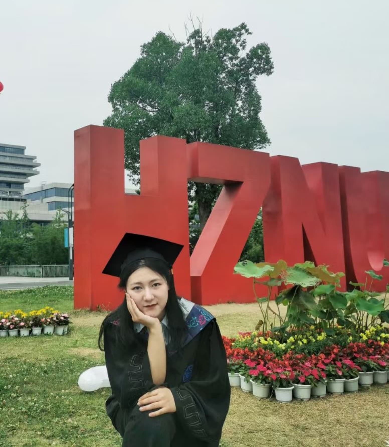 Nan graduated from University of HangZhou Normal