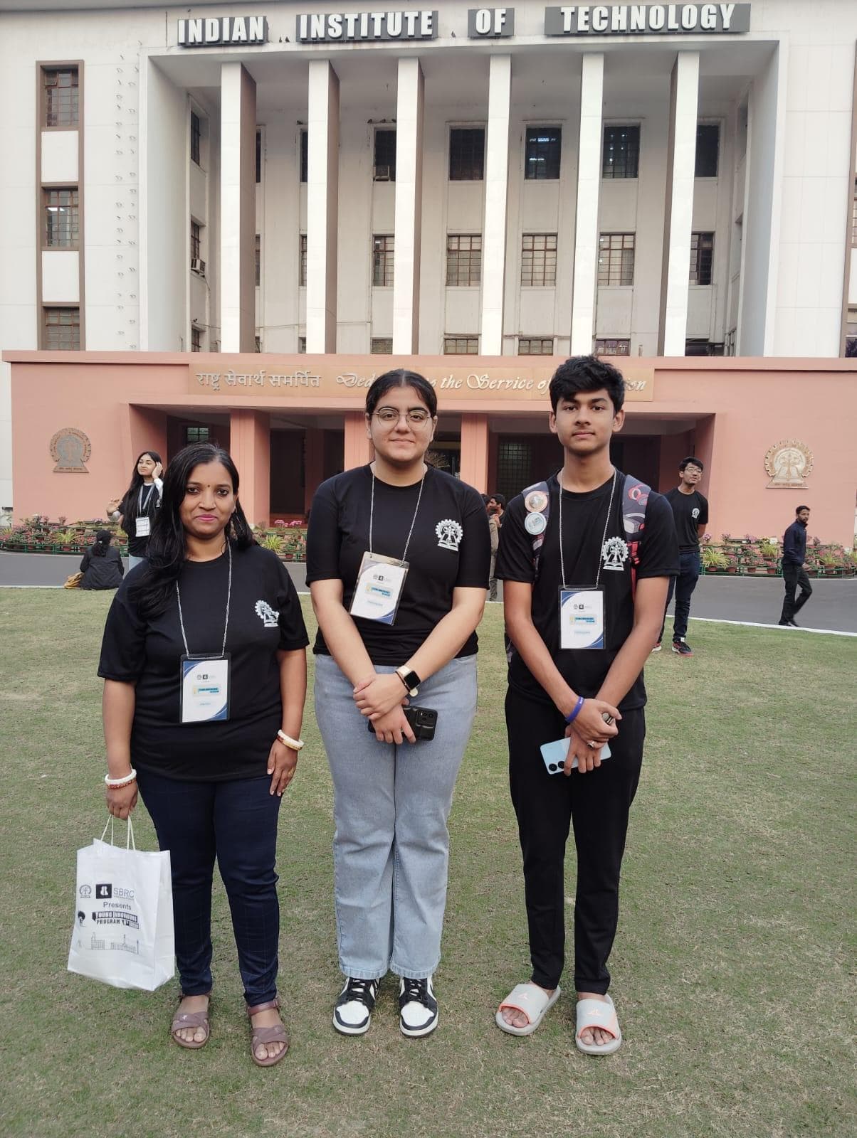 Snigdha graduated from Pt RAVISHANKAR UNIV RAIPUR CG