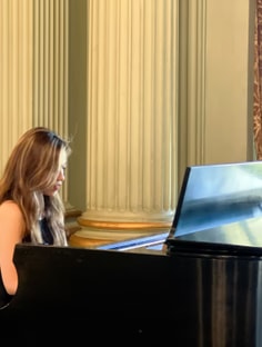 Profile photo of Daisy Li, undefined tutor at Wiingy