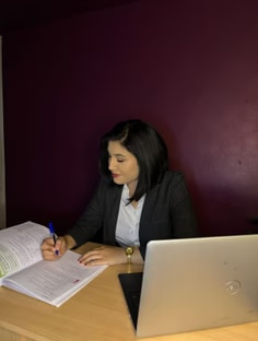 Profile photo of Aashish Kaur, undefined tutor at Wiingy