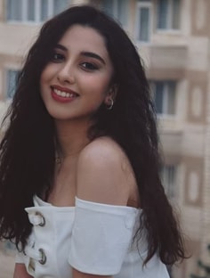 Profile photo of sarah davis, undefined tutor at Wiingy